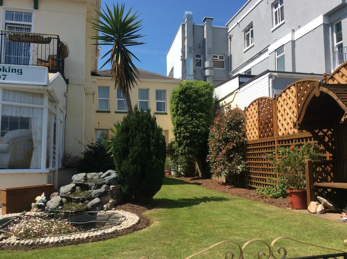Coombe Court Hotel Торки Екстериор снимка