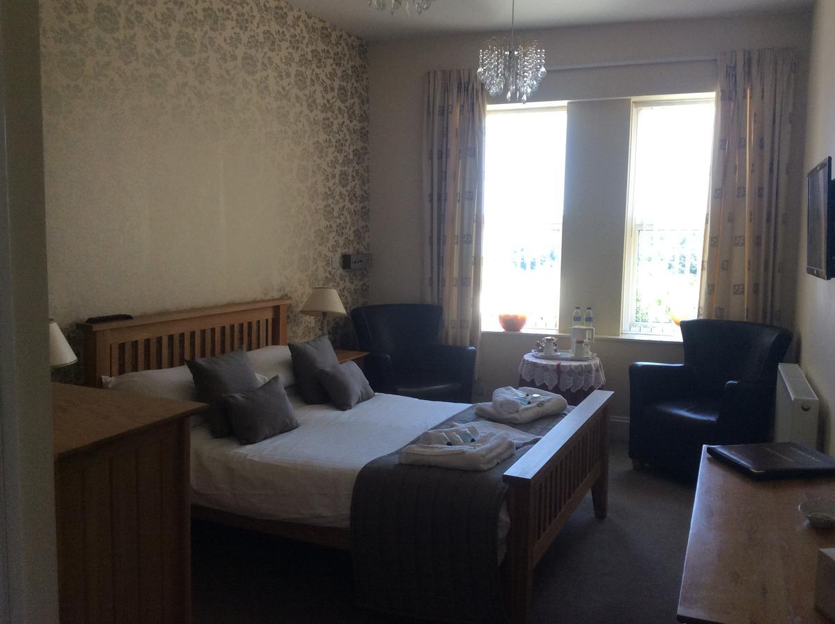 Coombe Court Hotel Торки Екстериор снимка